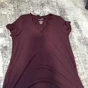 American Eagle Outfitters Maroon Crisscross V-Neck Tee